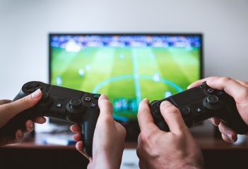 gaming 2259191 640