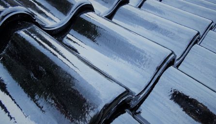 roofing tiles 2458515 640