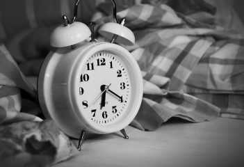 alarm clock 1193291 640