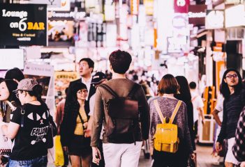 people 2603112 1920