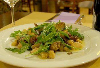 food 1291909 640